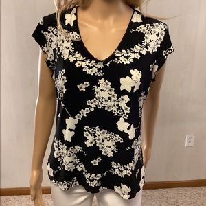 Old Navy black and white floral stretch top large